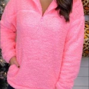 Neon pink Sherpa pull over